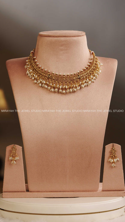 FLORAL CUT GUTTAPUSALU NECKLACE