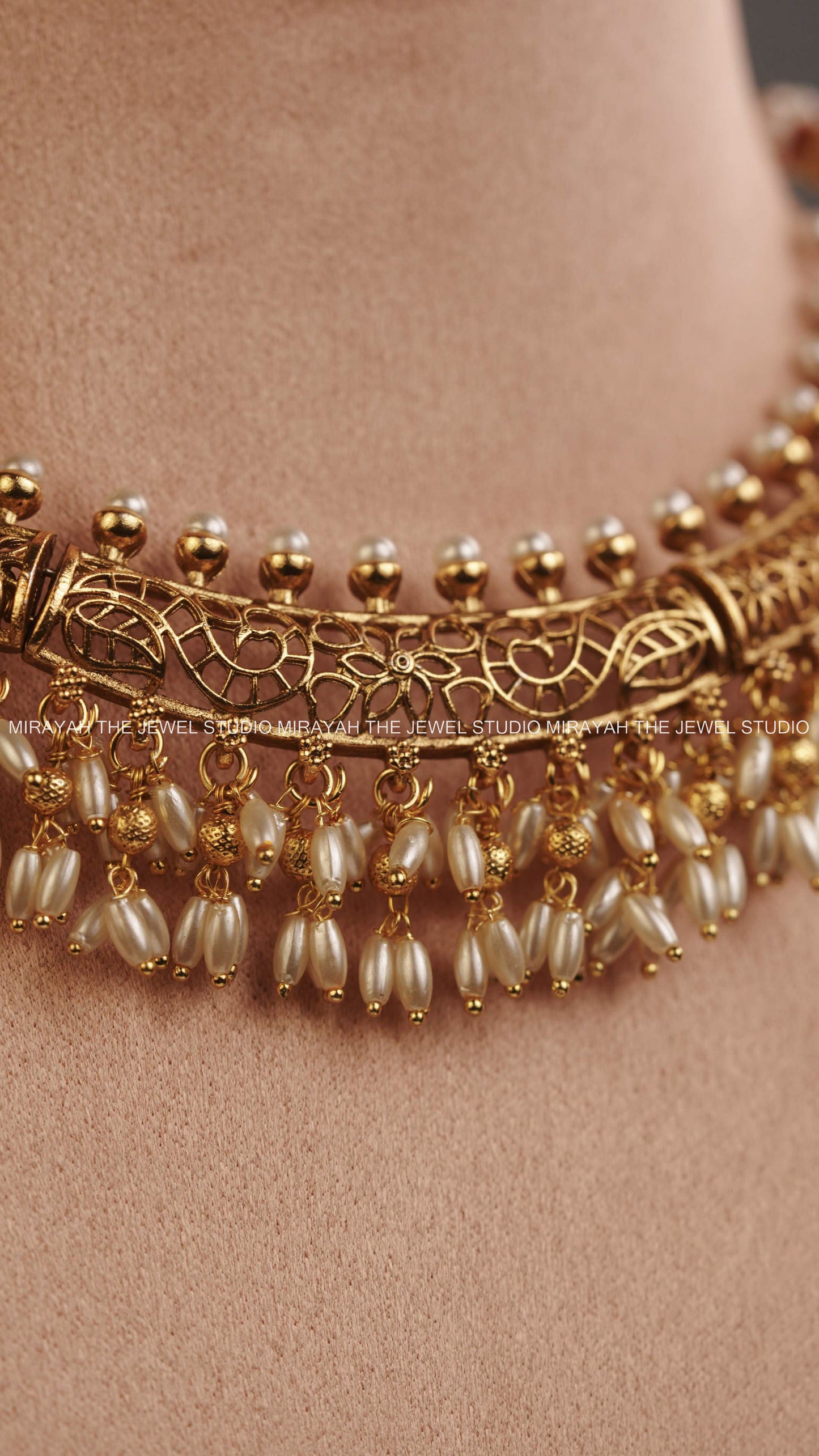 FLORAL CUT GUTTAPUSALU NECKLACE