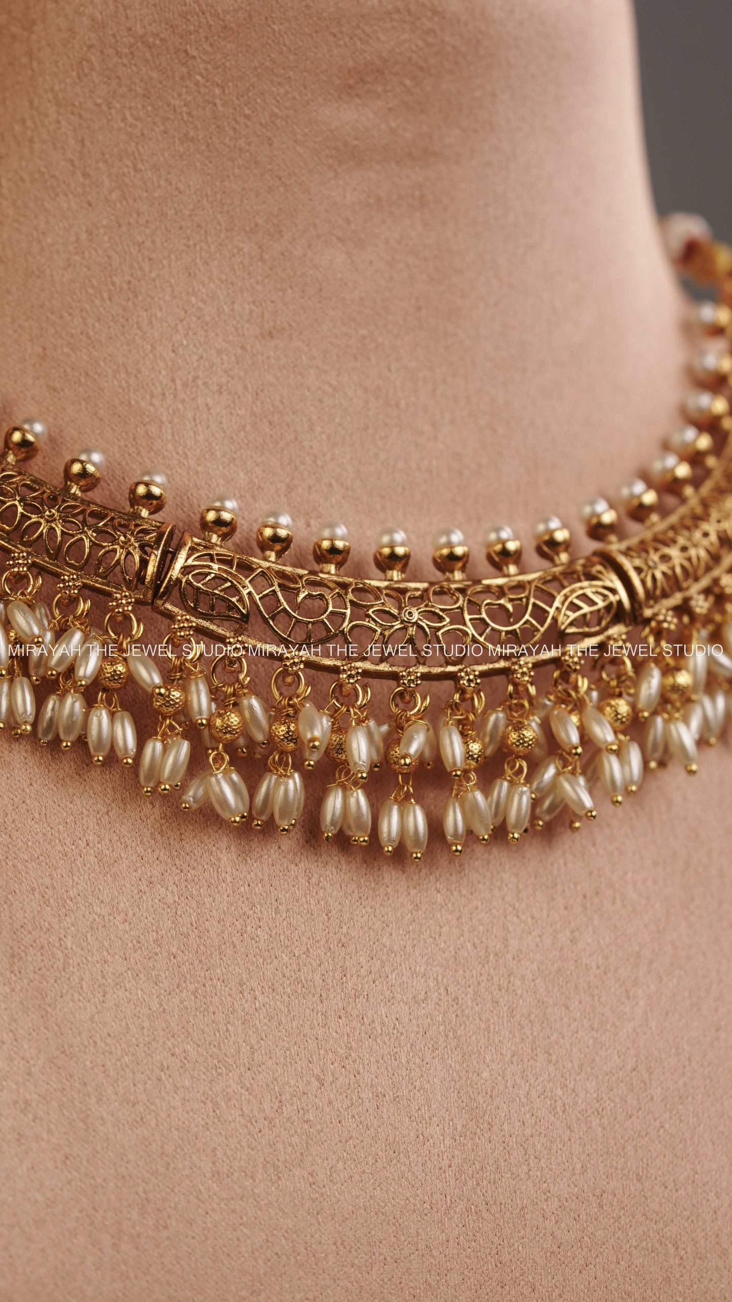 FLORAL CUT GUTTAPUSALU NECKLACE