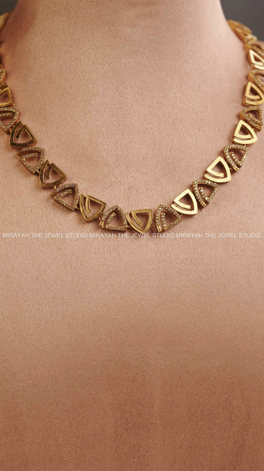 PREMIUM AD TRIANGULAR NECKLACE