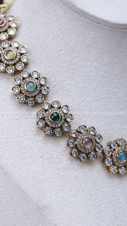 AD MULTI FLORAL NECKLACE