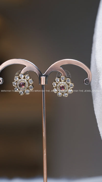 AD MULTI FLORAL NECKLACE