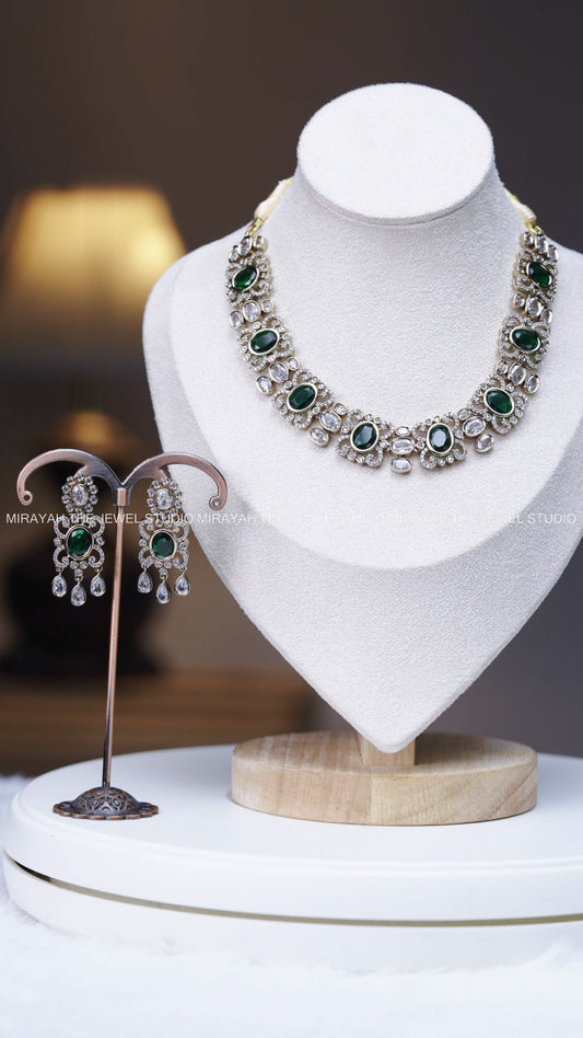 BUTTERFLY DIAMOND ALIKE NECKLACE