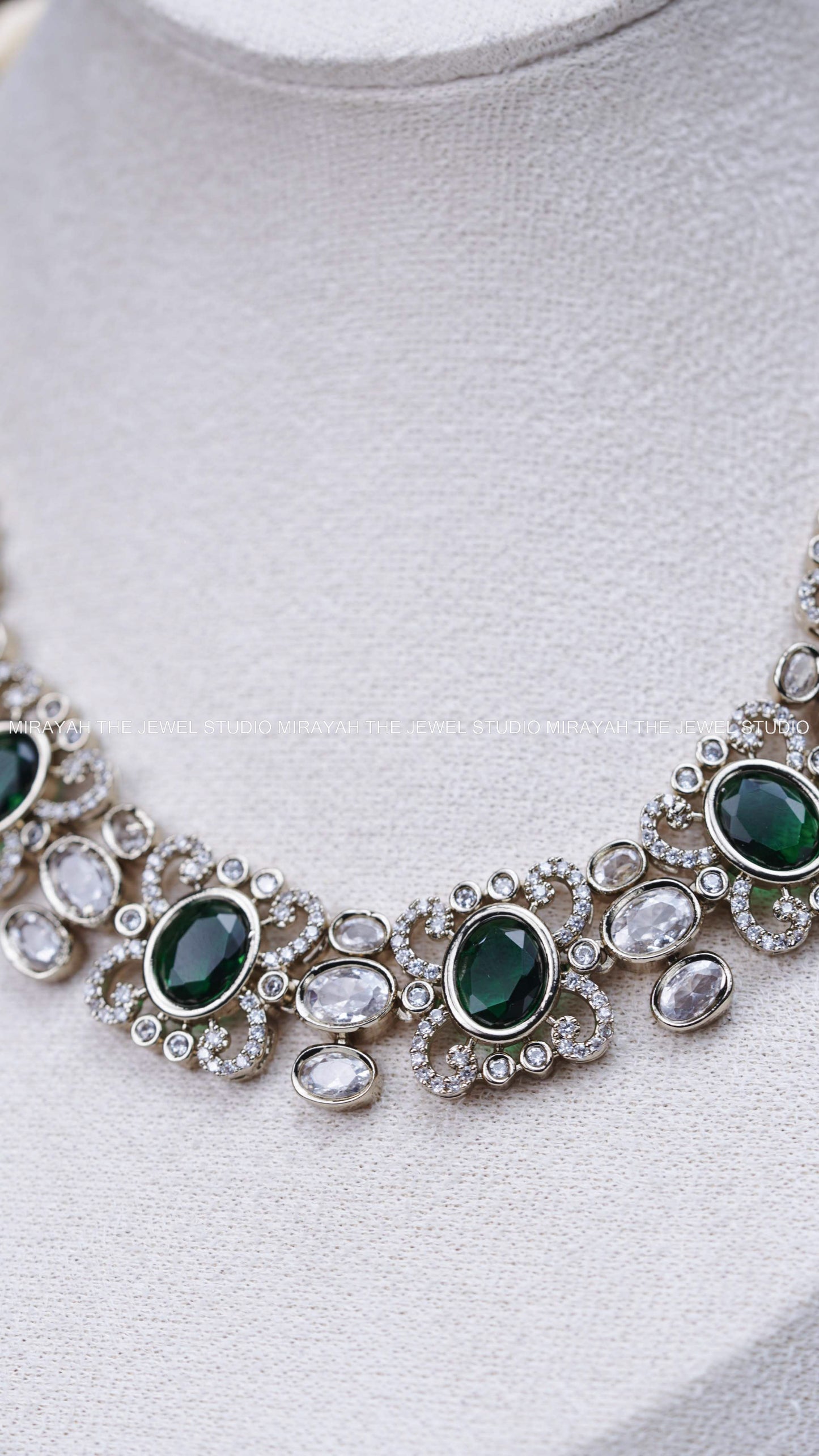 BUTTERFLY DIAMOND ALIKE NECKLACE