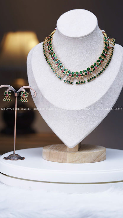 FLORAL ENAMEL NECKLACE