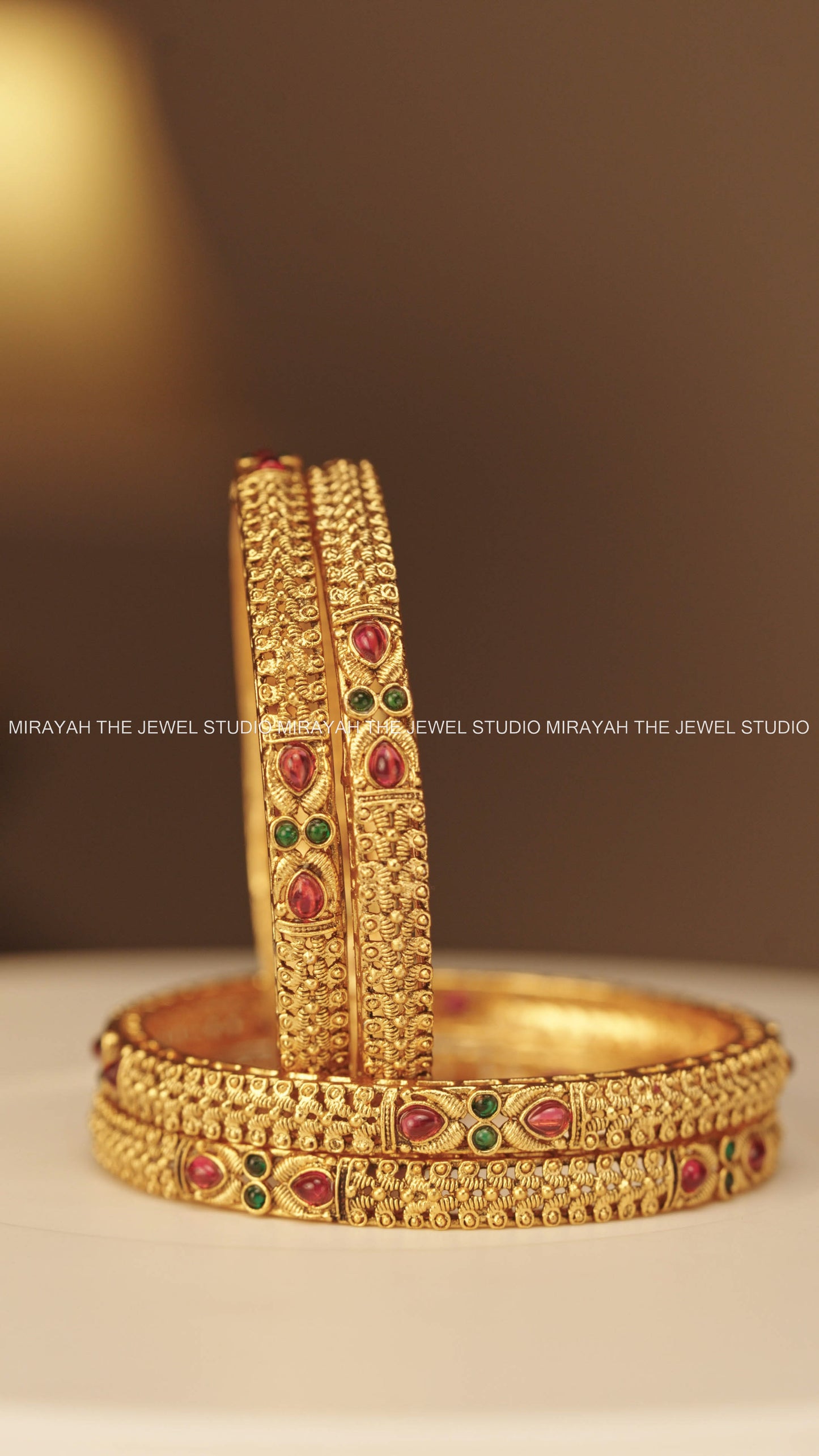 MINIMAL RUBY GREEN BANGLE (4PC)