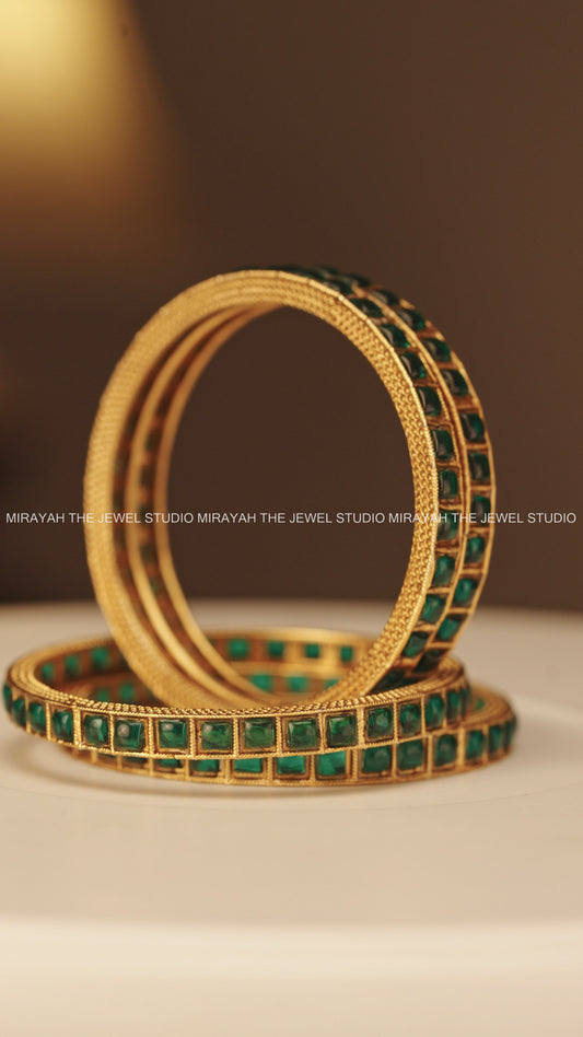 BOX SEQUENCE BANGLE (4PC) - GREEN