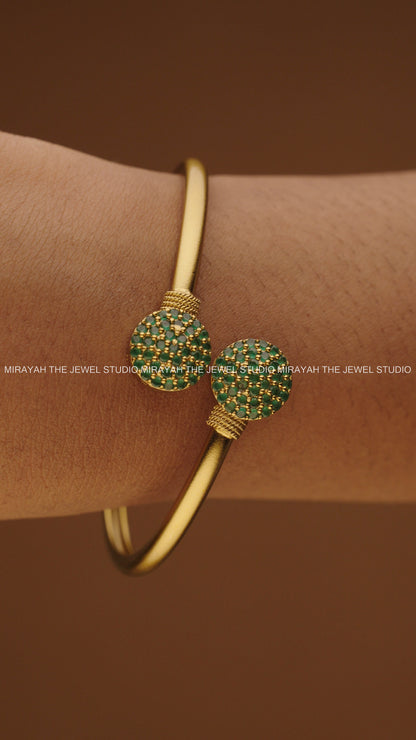 BLOOMSTONE BRACELET(FREE SIZE) - GREEN