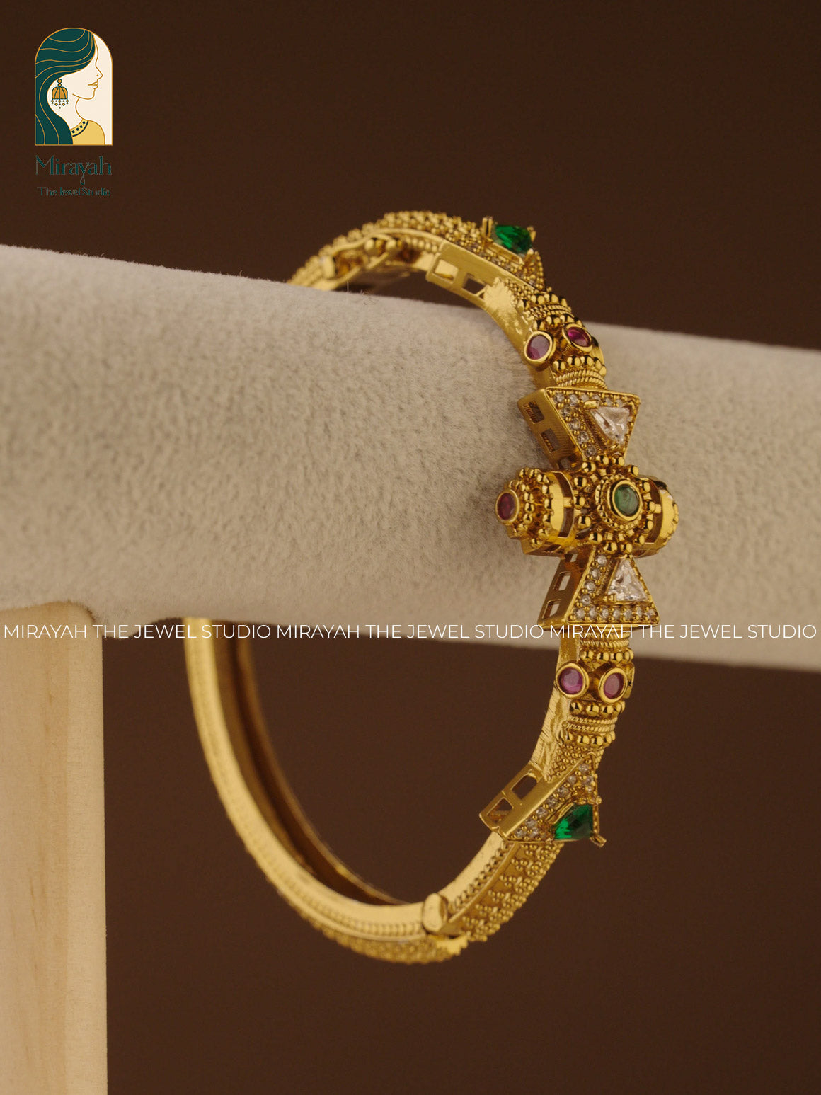 PREMIUM MOTIF FREE KADA (FREE SIZE)