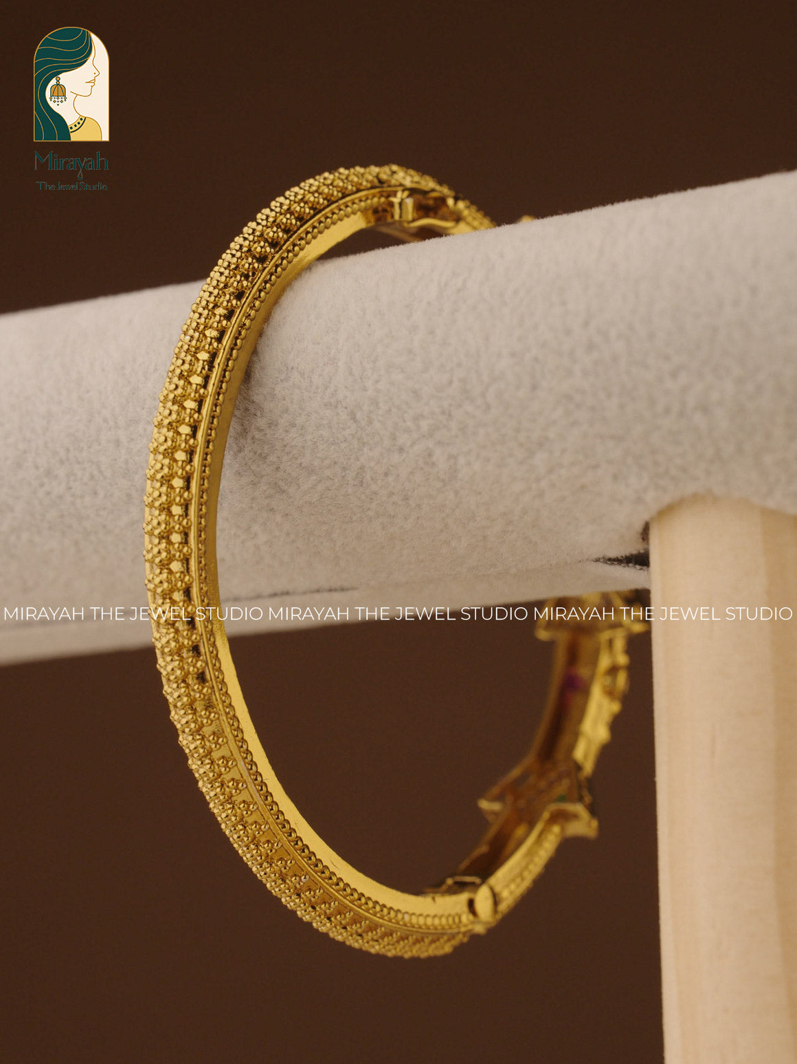 PREMIUM MOTIF FREE KADA (FREE SIZE)