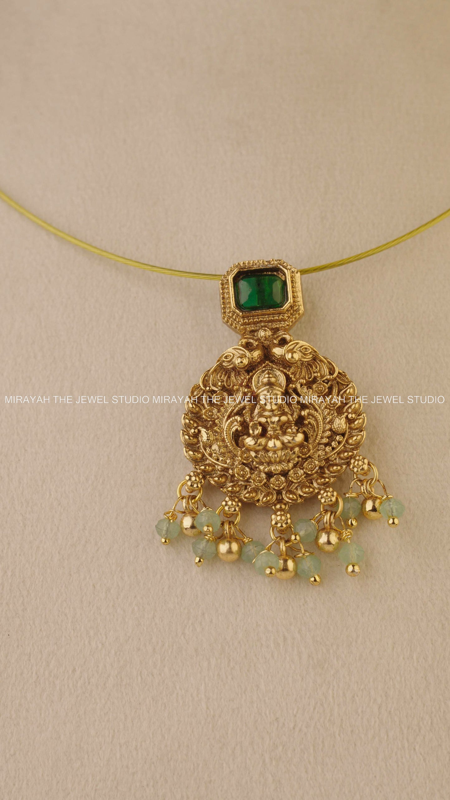 PADMA VEDA INVISIBLE NECKLACE - GREEN