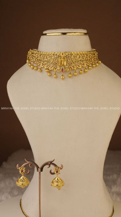 GOLD RAM PARIVAR CHOKER