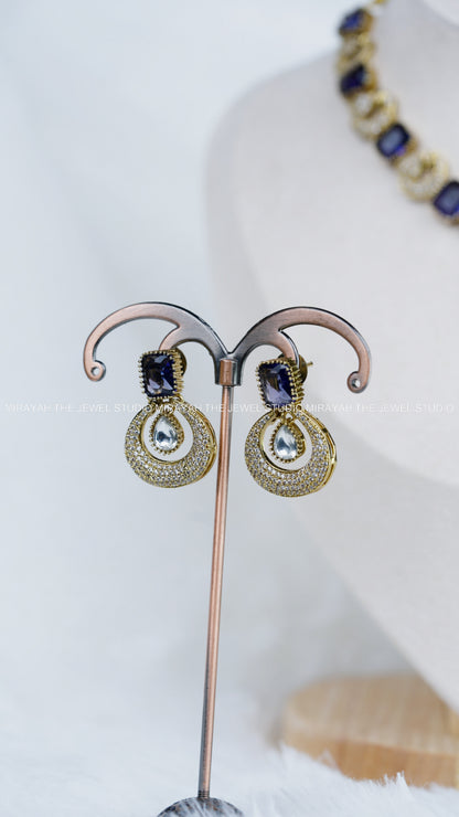 AD PEACOCK SEQUENCE NECKLACE - VIOLET