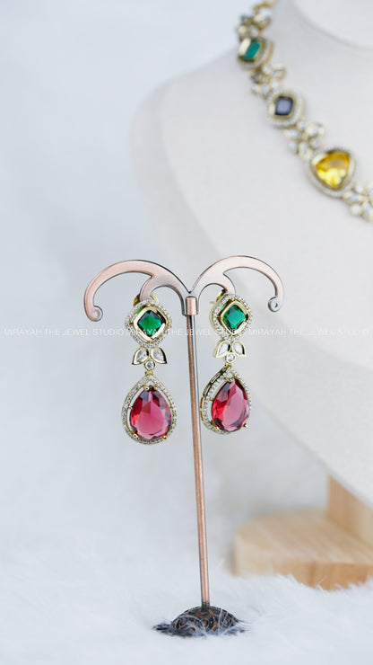 VICTORIAN MULTI DROPLET NECKLACE