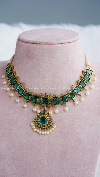 BOX SEQUENCE ATTIGAI NECLACE - AQUA BLUE