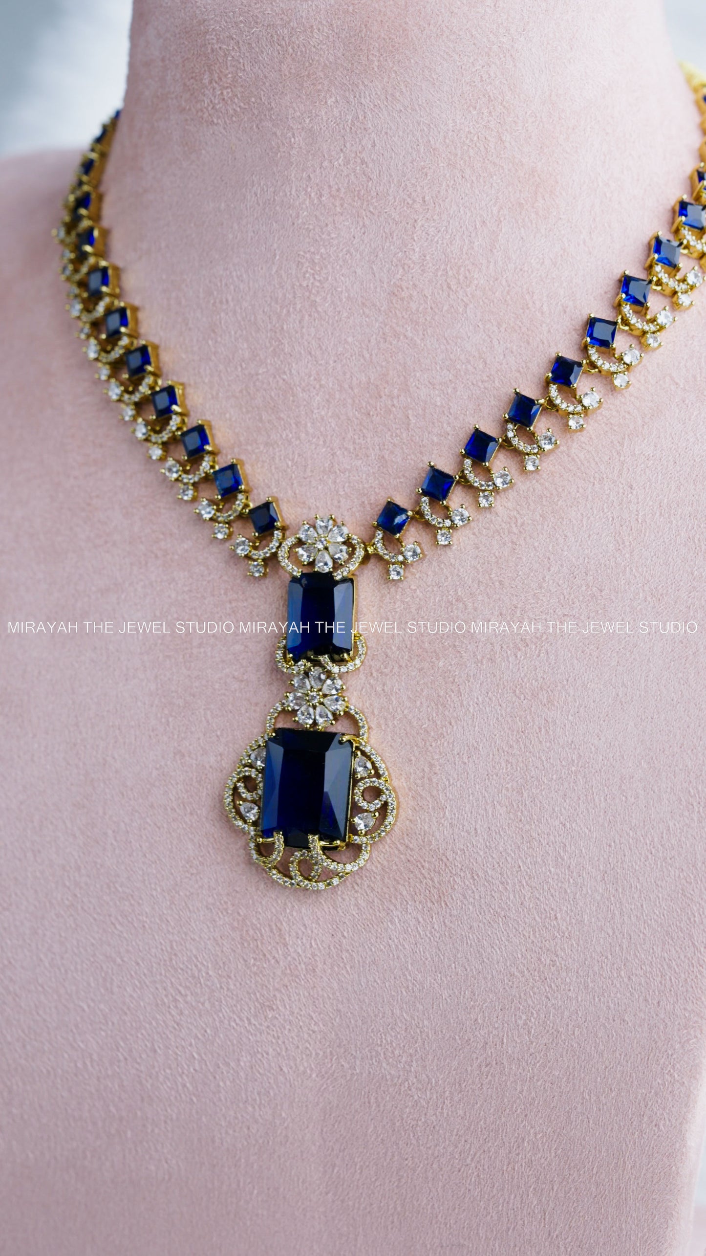 NITA AMBANI AD MIDHARAM - NAVY BLUE