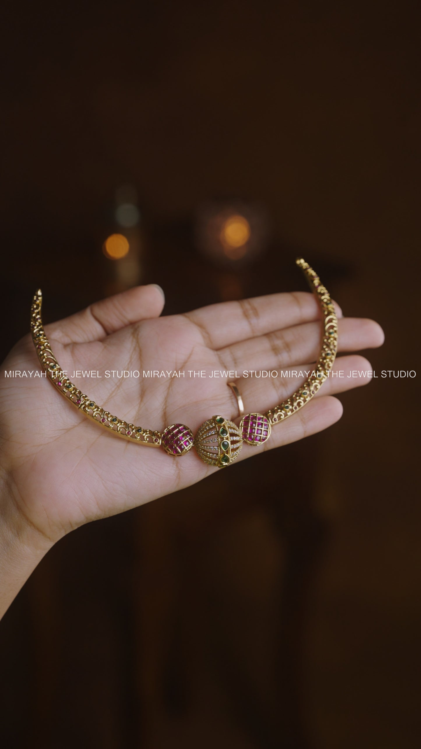 AD SPHERE HASLI NECKLACE