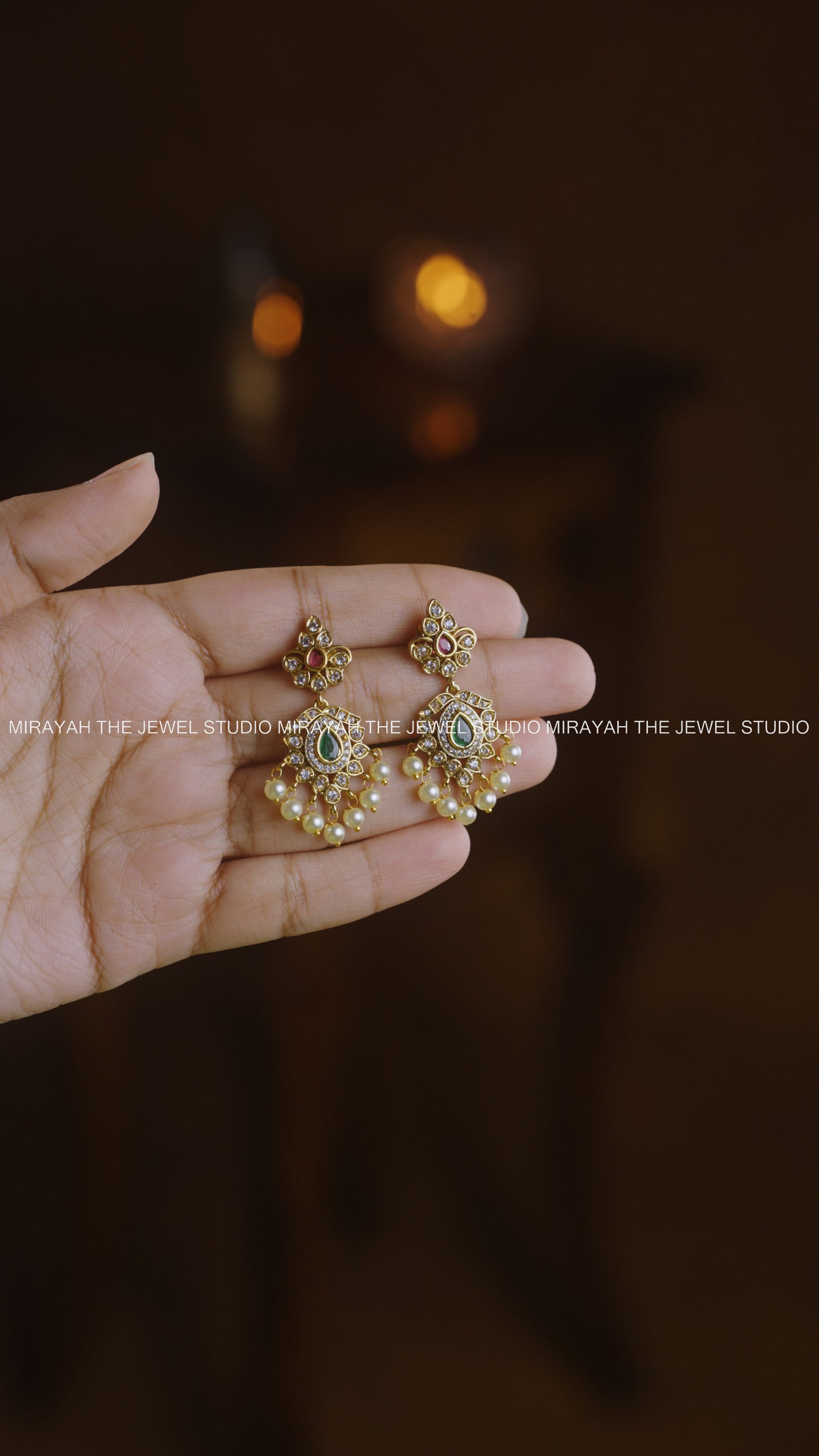 RUBY GREEN FLORAL AD NECKLACE