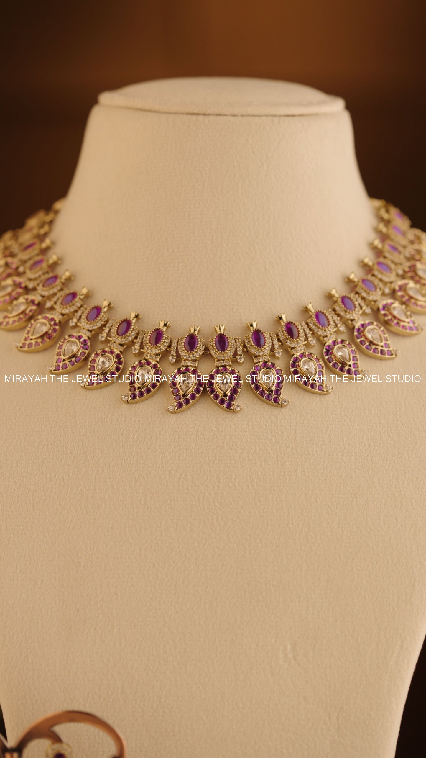MANGO REGALIA NECKLACE - PURPLE