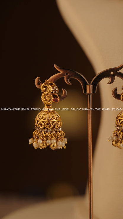 KAMALA SRI PEARL NECKLACE