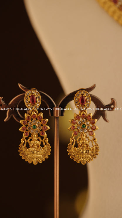 TRIVENI RATNA NECKLACE