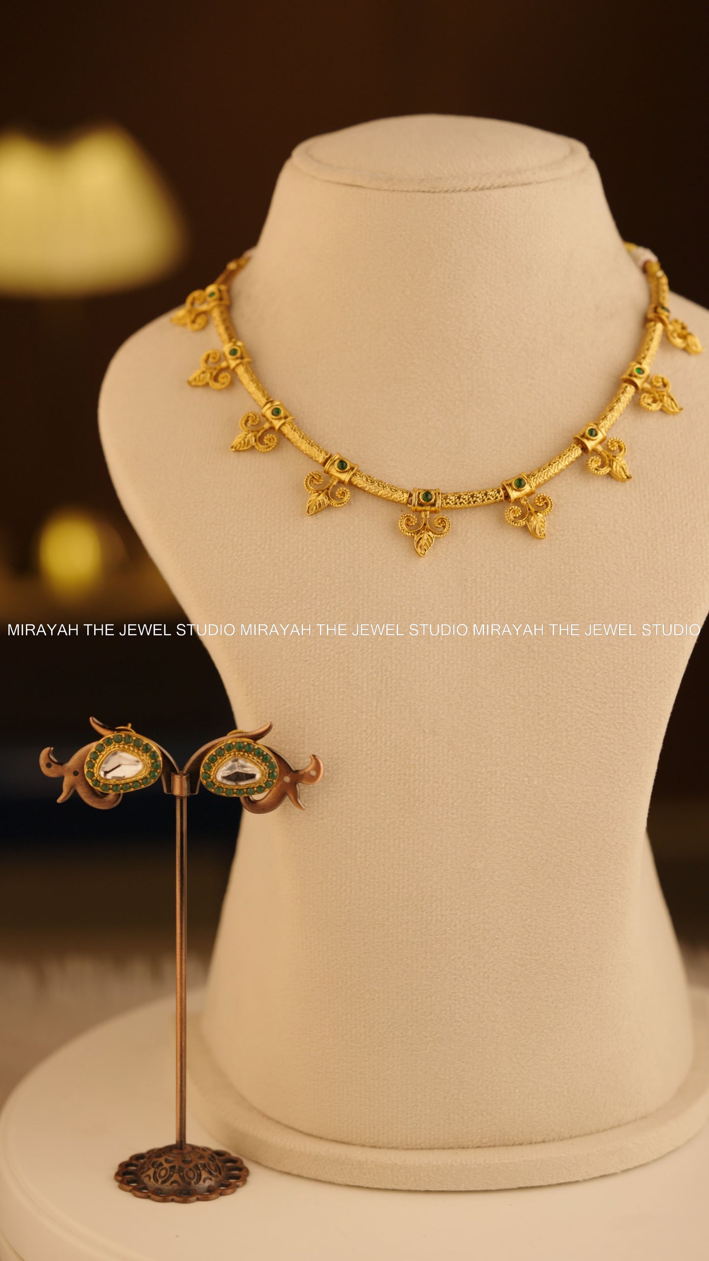 GOLDEN VINE NECKLACE/CHOKER - GREEN