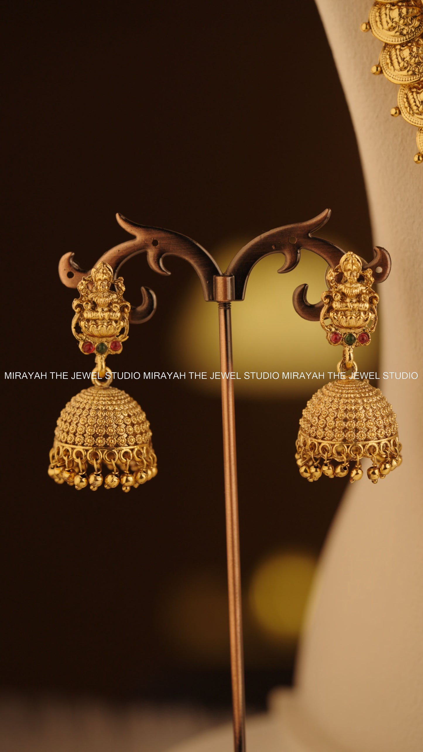 GOLD VISHRAANTHI HARAM