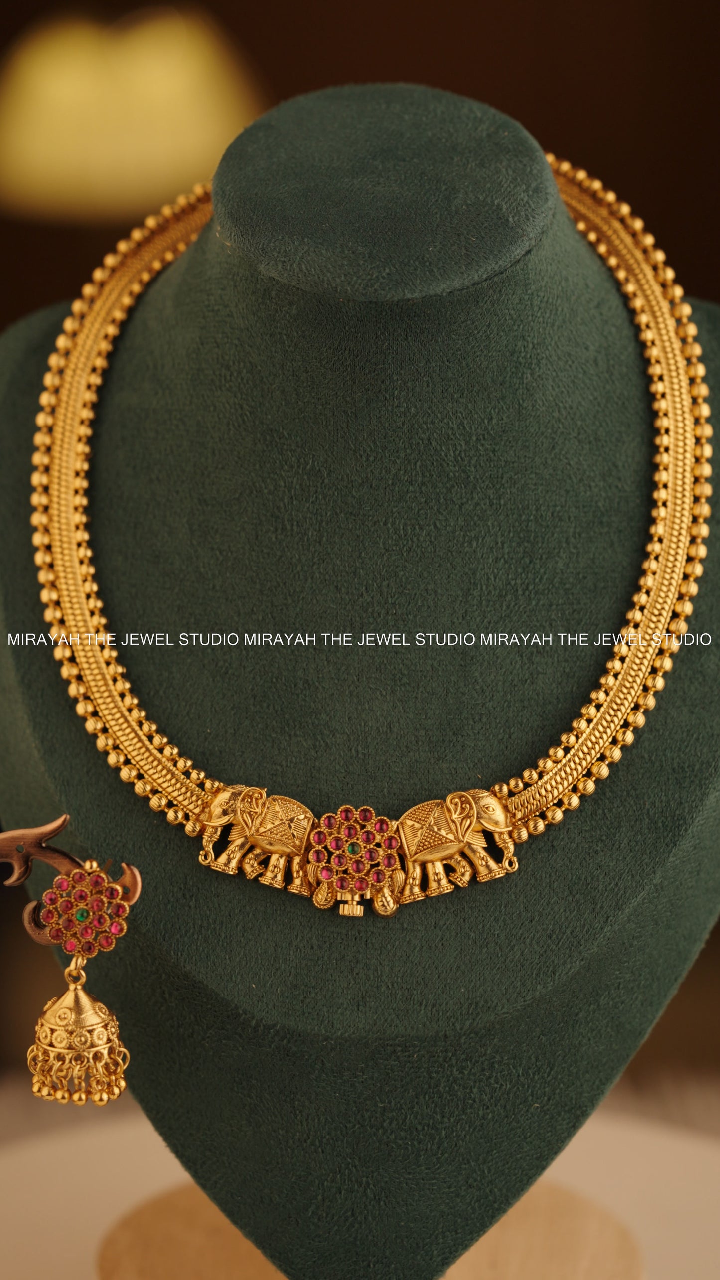 GAJA PUSHPA NECKLACE (SCREW TYPE)