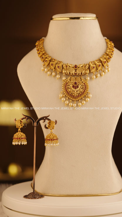 GAJA MAYUKHA NECKLACE - RED