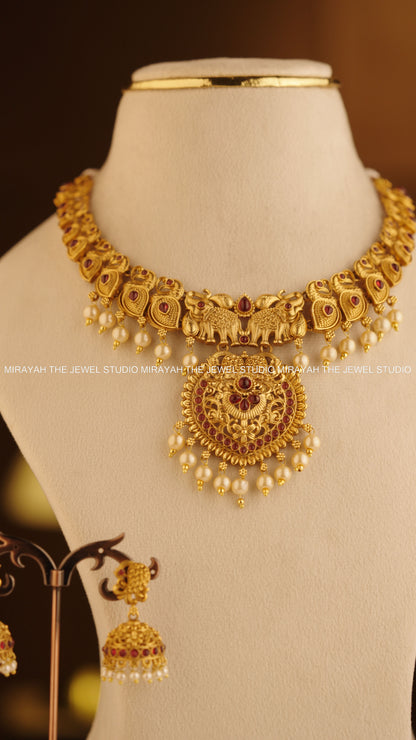 GAJA MAYUKHA NECKLACE - RED