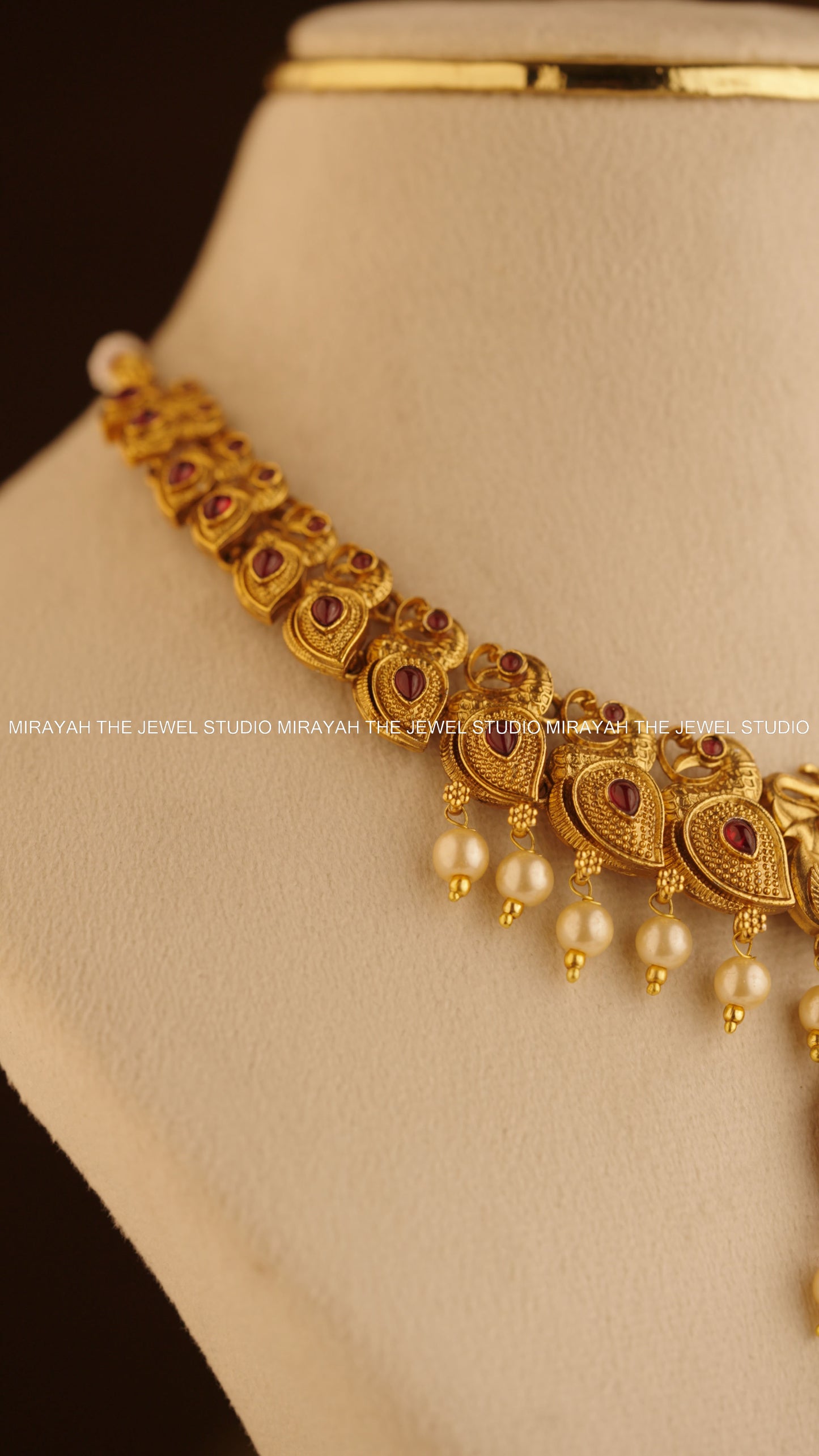 GAJA MAYUKHA NECKLACE - RED