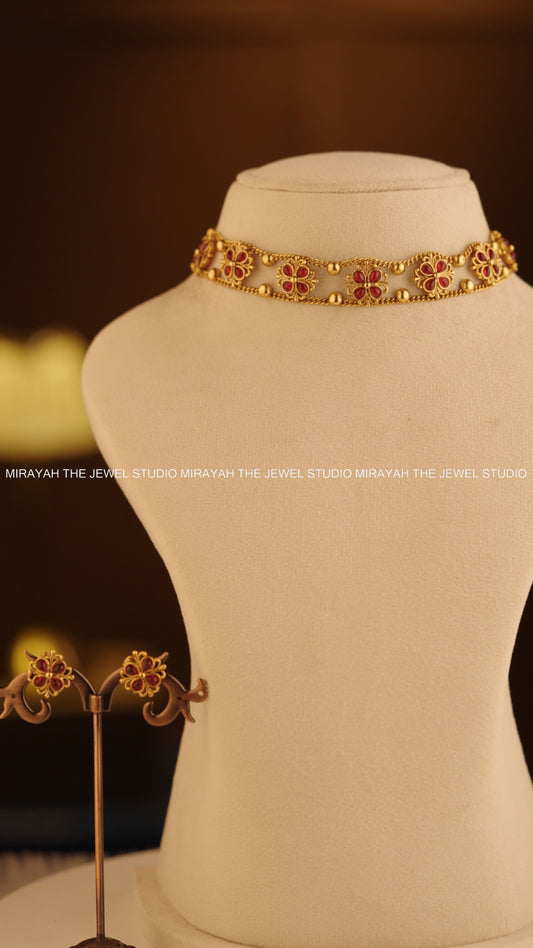SIMPLE FLORA CHOKER - RED