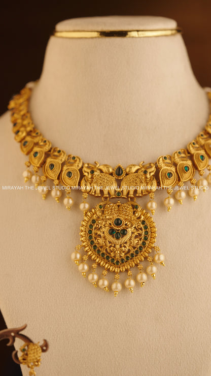 GAJA MAYUKHA NECKLACE - GREEN