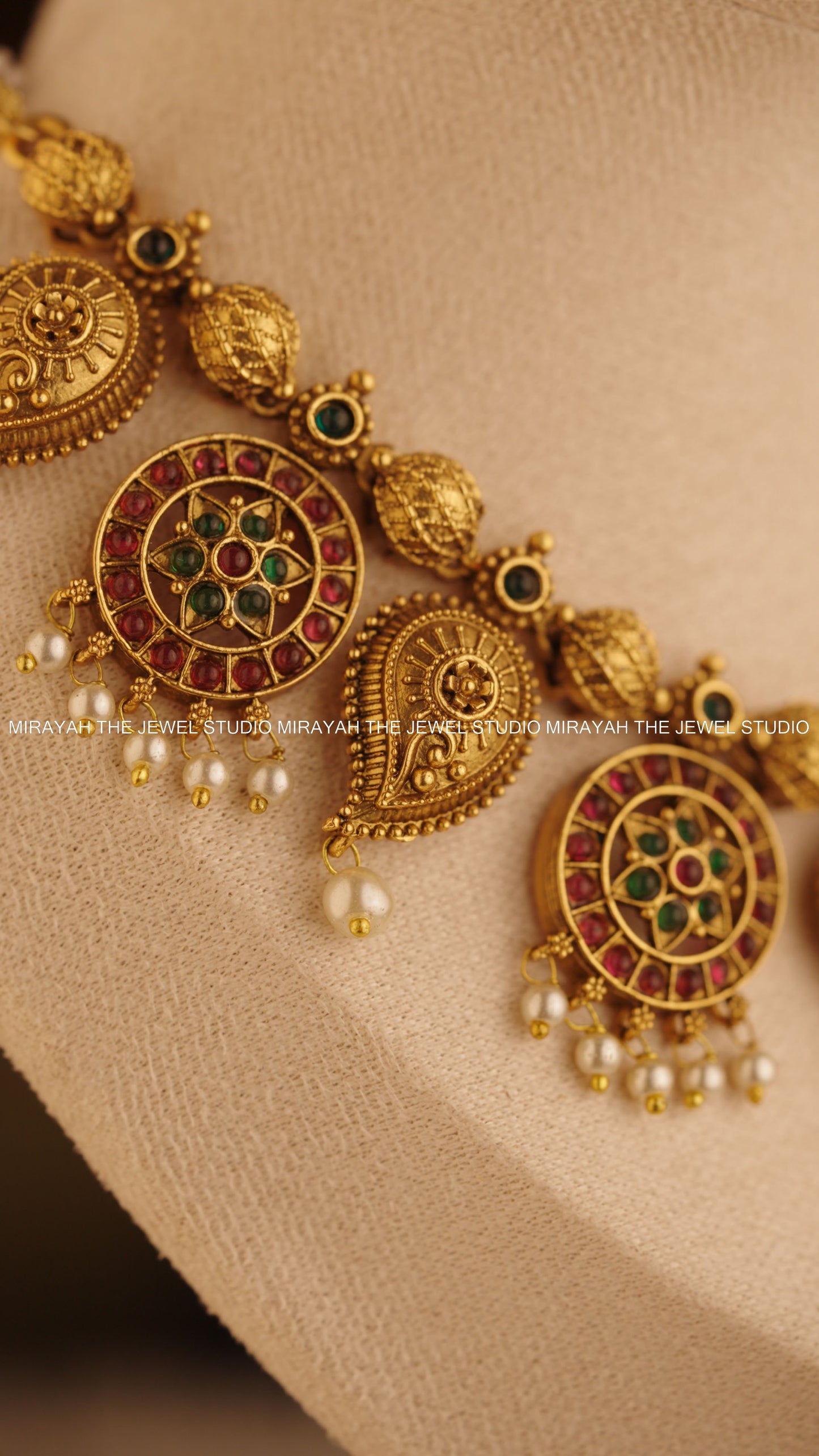 MANGA CHAKRAM NECKLACE