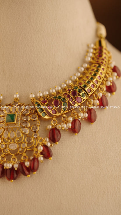 BLOOM REGALIA NECKLACE - MAROON
