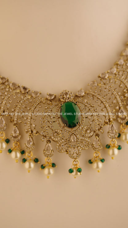 VAIDURYA EMERALD NECKLACE