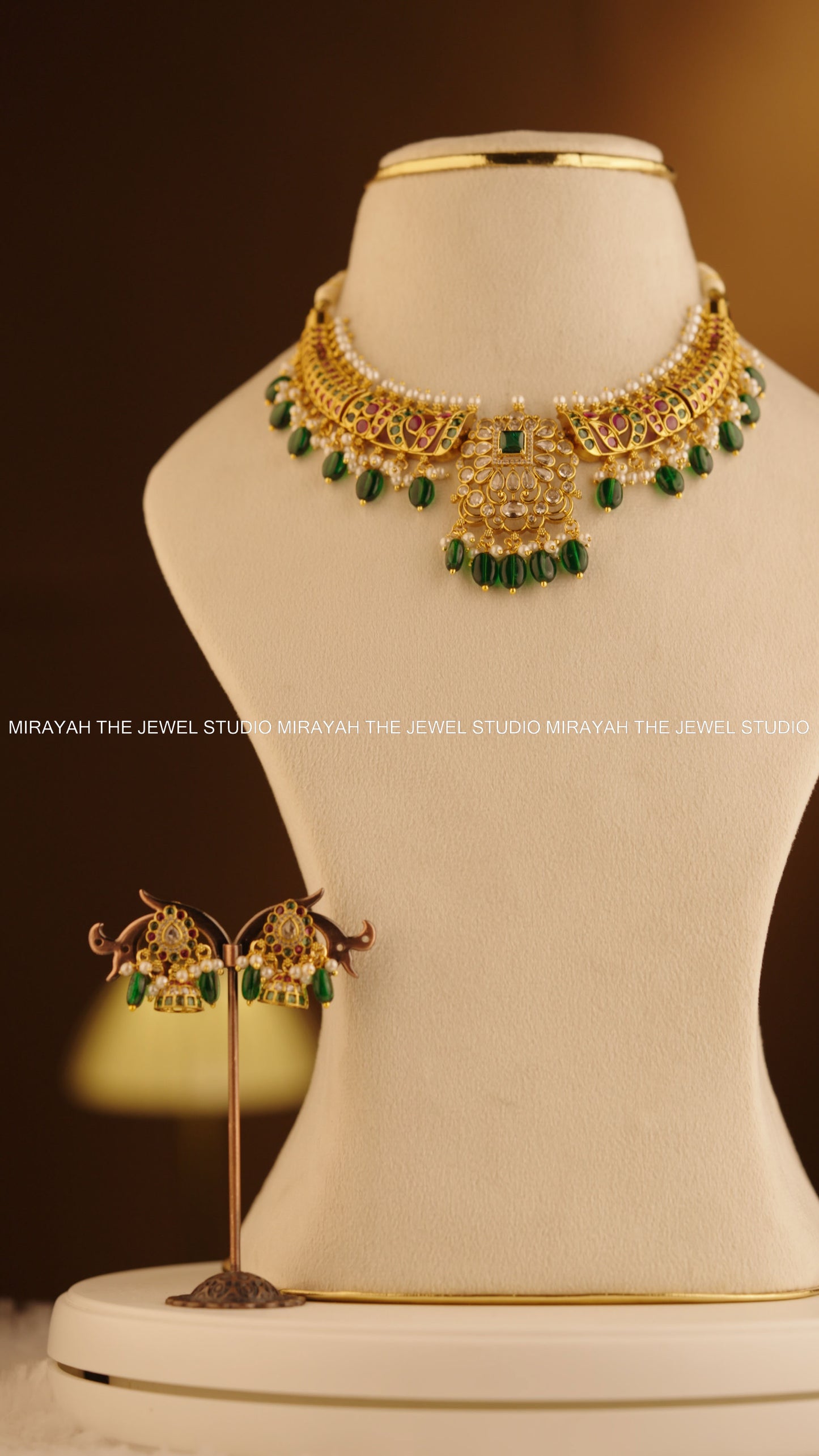 BLOOM REGALIA NECKLACE - GREEN