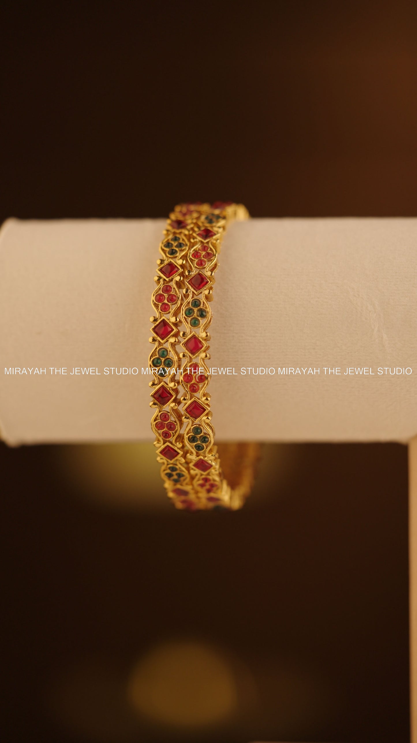 RATNA REKHA BANGLE