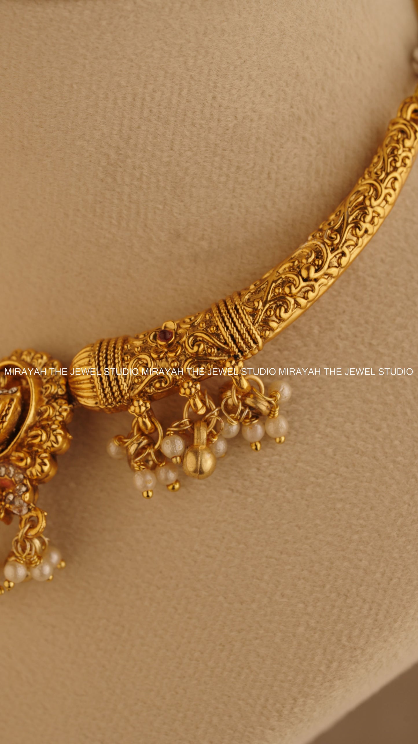 KAMALA SRI PEARL NECKLACE