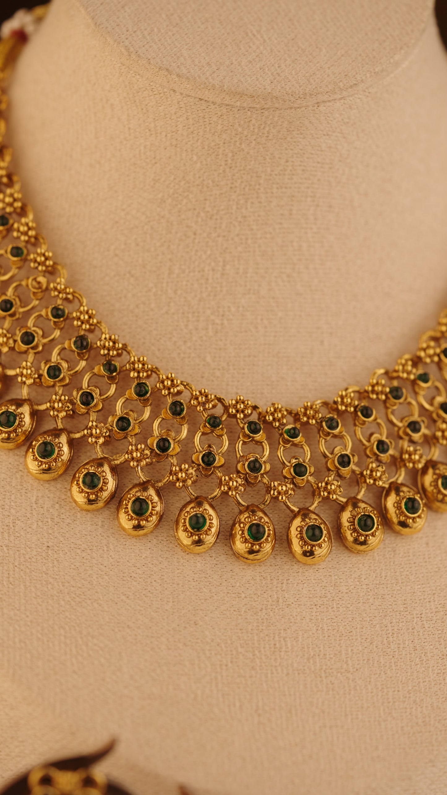PUSHPAVALLI HERITAGE NECKLACE