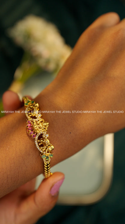 SWARNA GAJA BRACELET