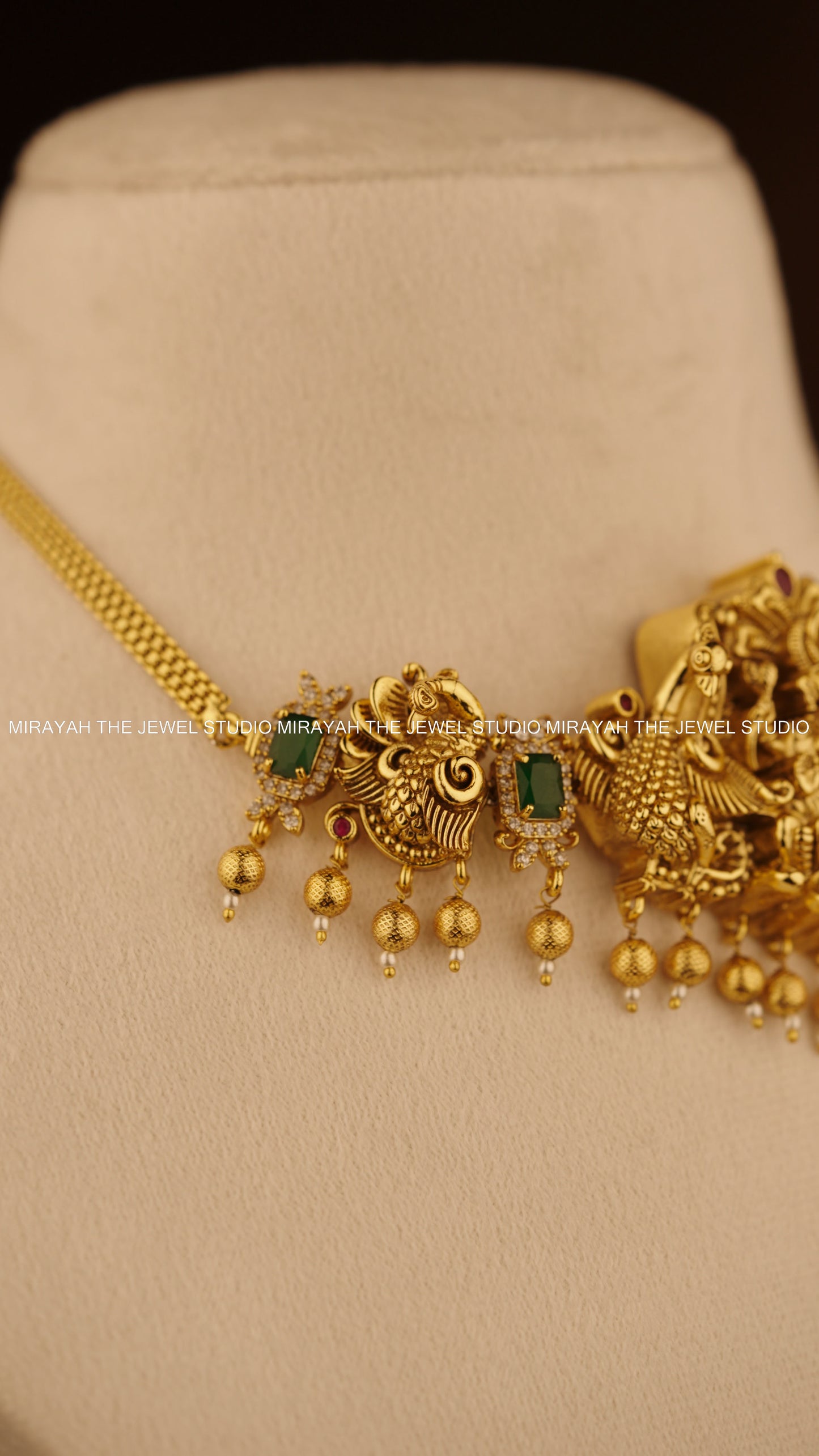 PREMIUM DIVINE PADMA CHOKER