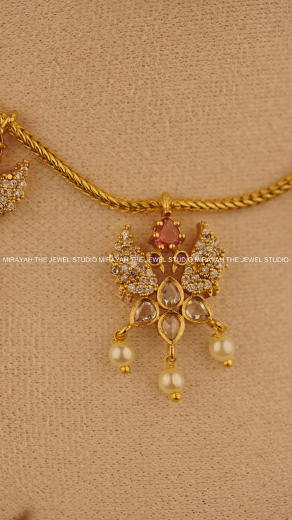 GOLDEN SWAN NECKLACE/CHOKER - RUBY