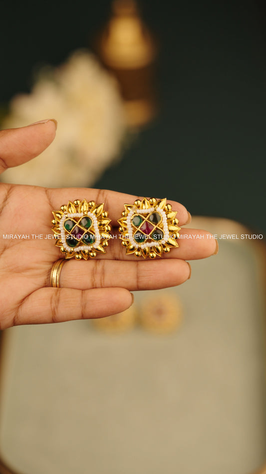 SWARNA VIBHA EARRINGS - GREEN