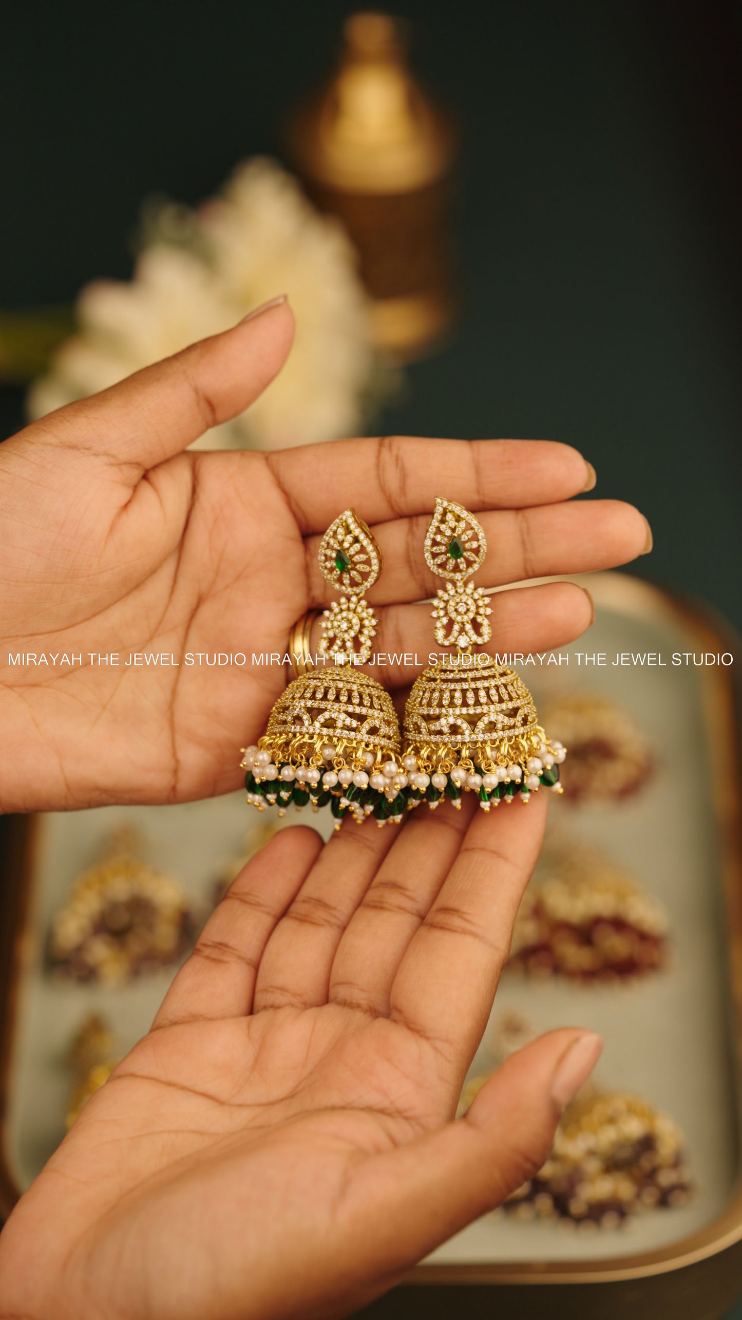 PREMIUM VELOURA JHUMKA - GREEN