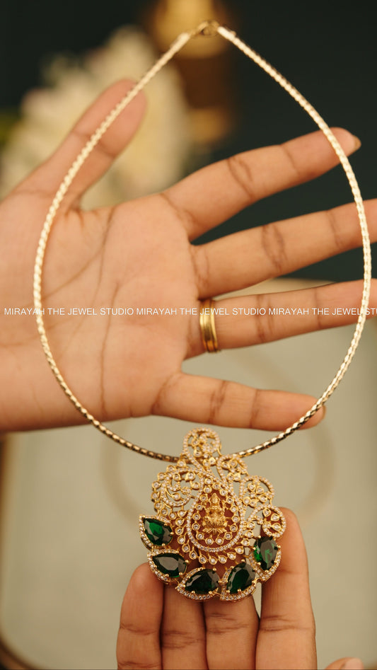 SHRIVARA HASLI NECKLACE - GREEN (WITH DETACHABLE PENDANT)