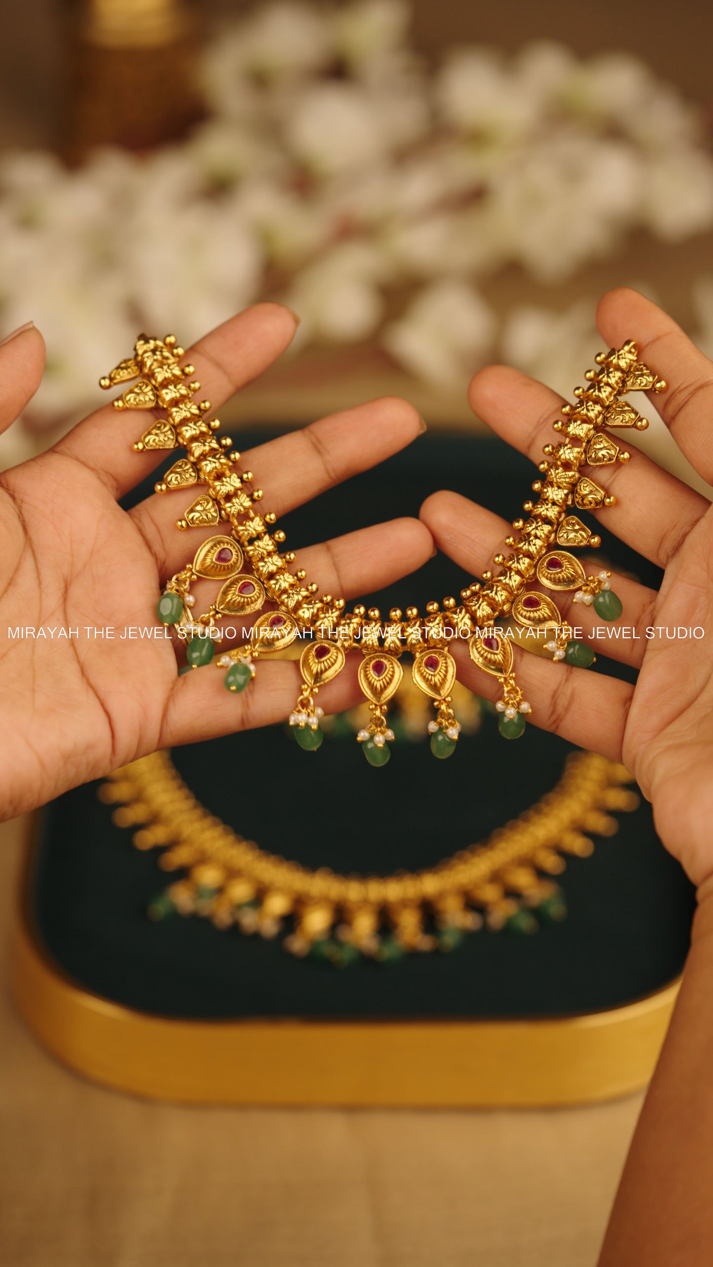 ROYAL MANGO BLOOM NECKLACE