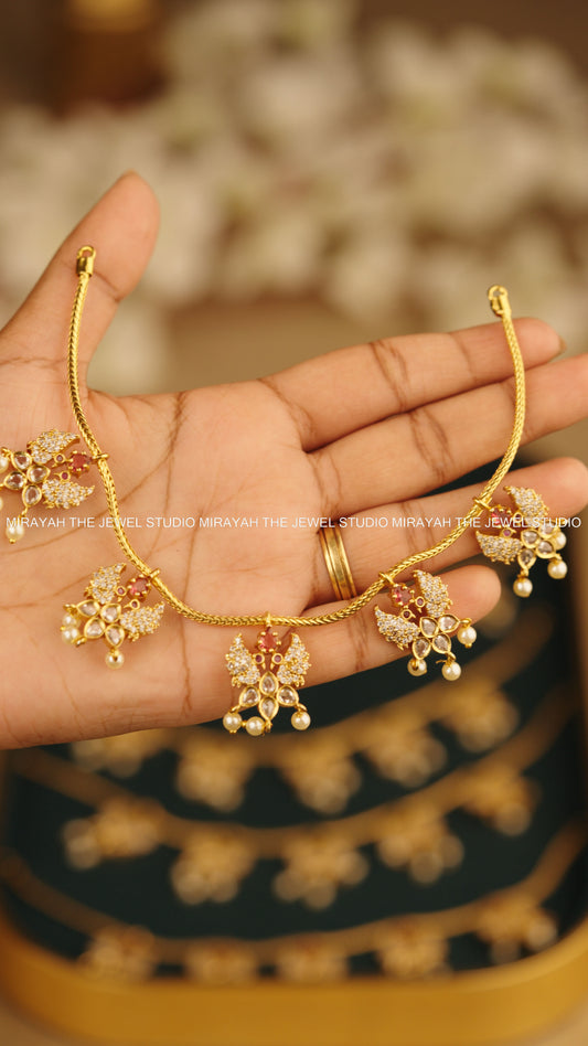 GOLDEN SWAN NECKLACE/CHOKER - RUBY