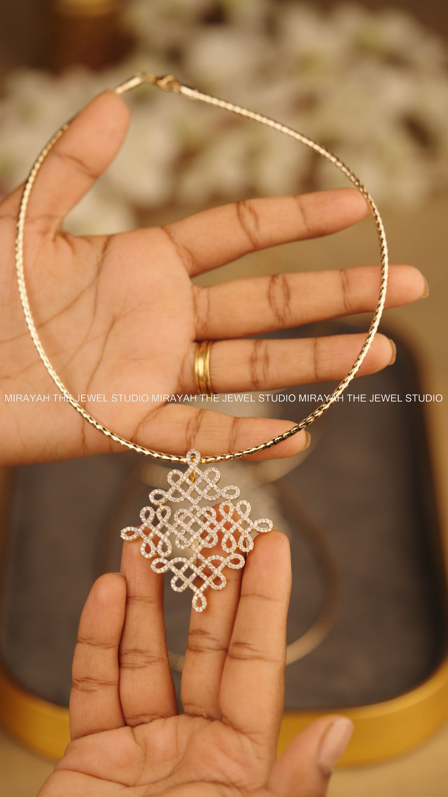 INFINITY KOLAM HASLI NECKLACE (WITH DETACHABLE PRNDANT)
