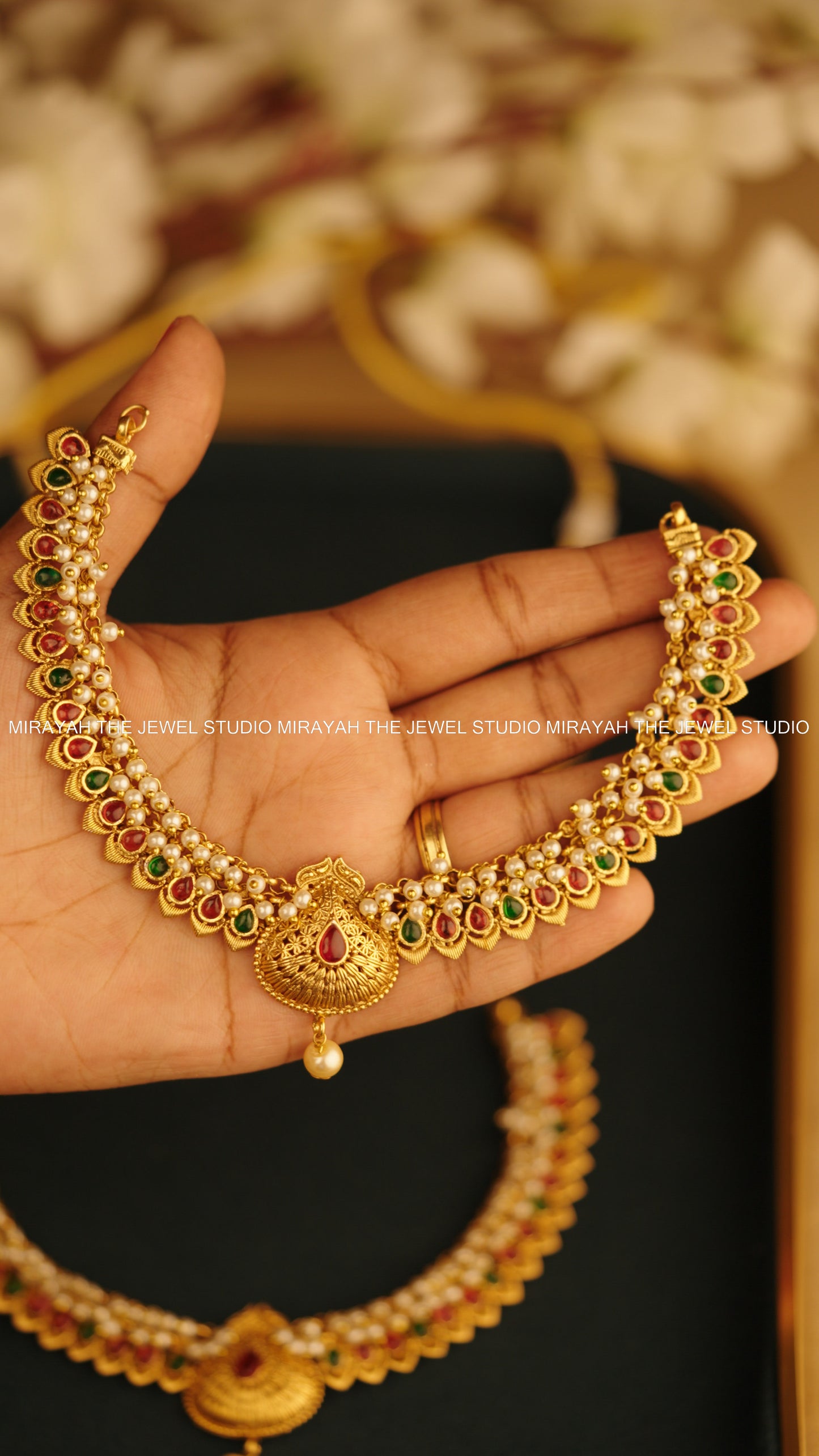 SWARNA MALLIKA NECKLACE